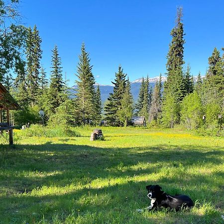 Little Atlin Lodge Tagish Eksteriør bilde