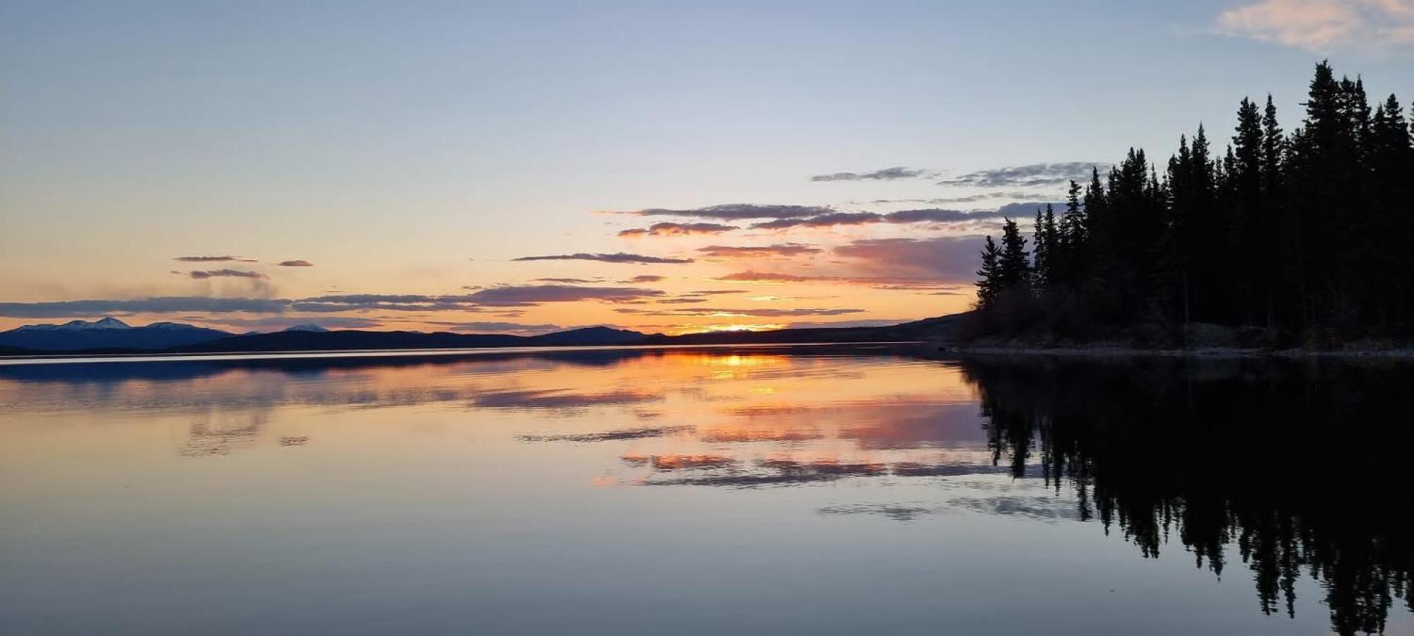 Little Atlin Lodge Tagish Eksteriør bilde