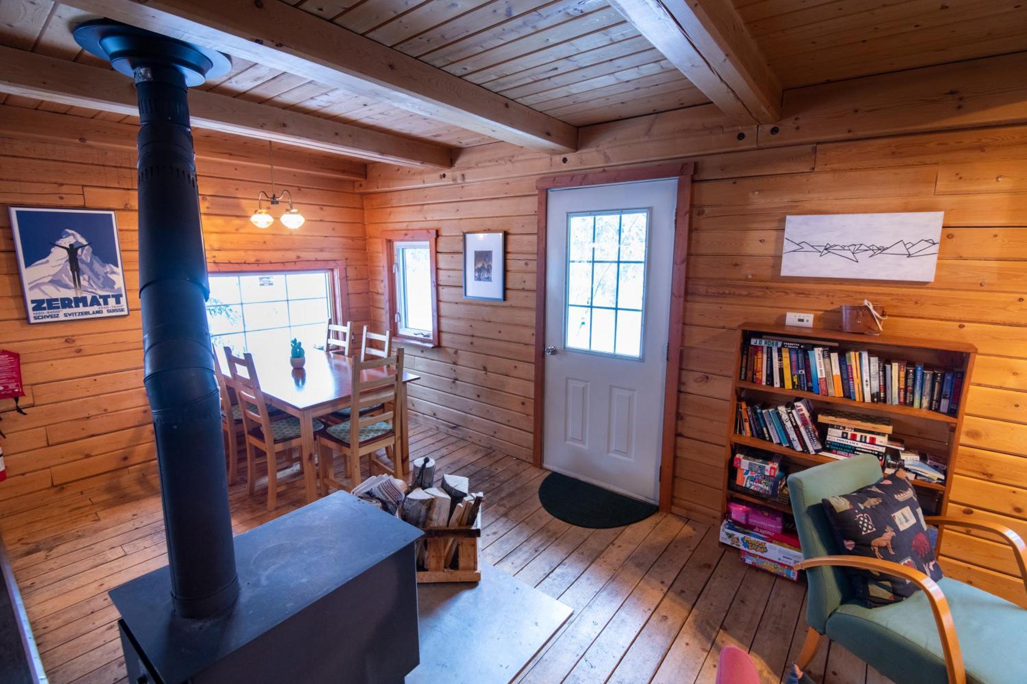 Little Atlin Lodge Tagish Eksteriør bilde